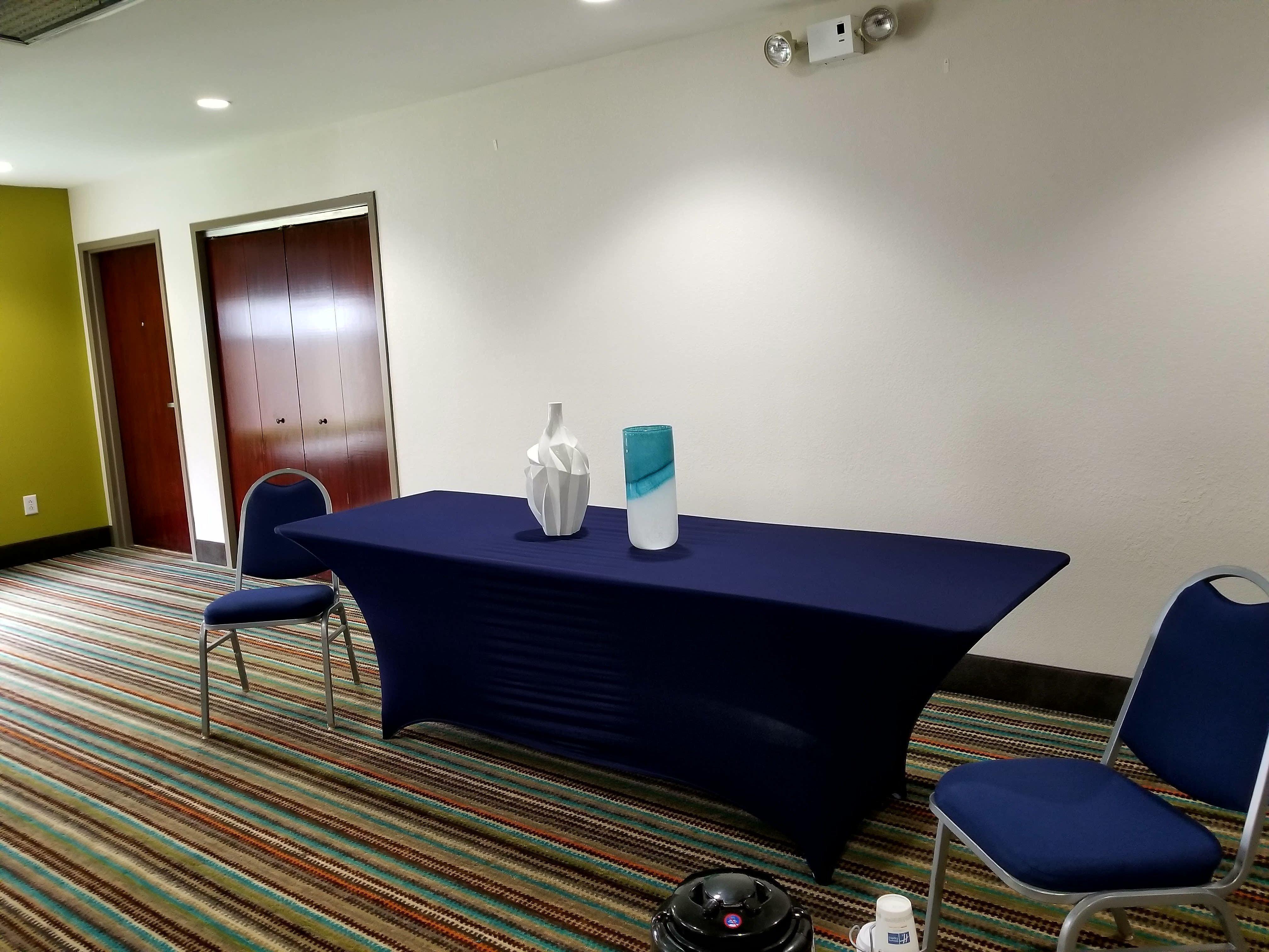 Holiday Inn Express Hotel & Suites Mebane By Ihg Buitenkant foto