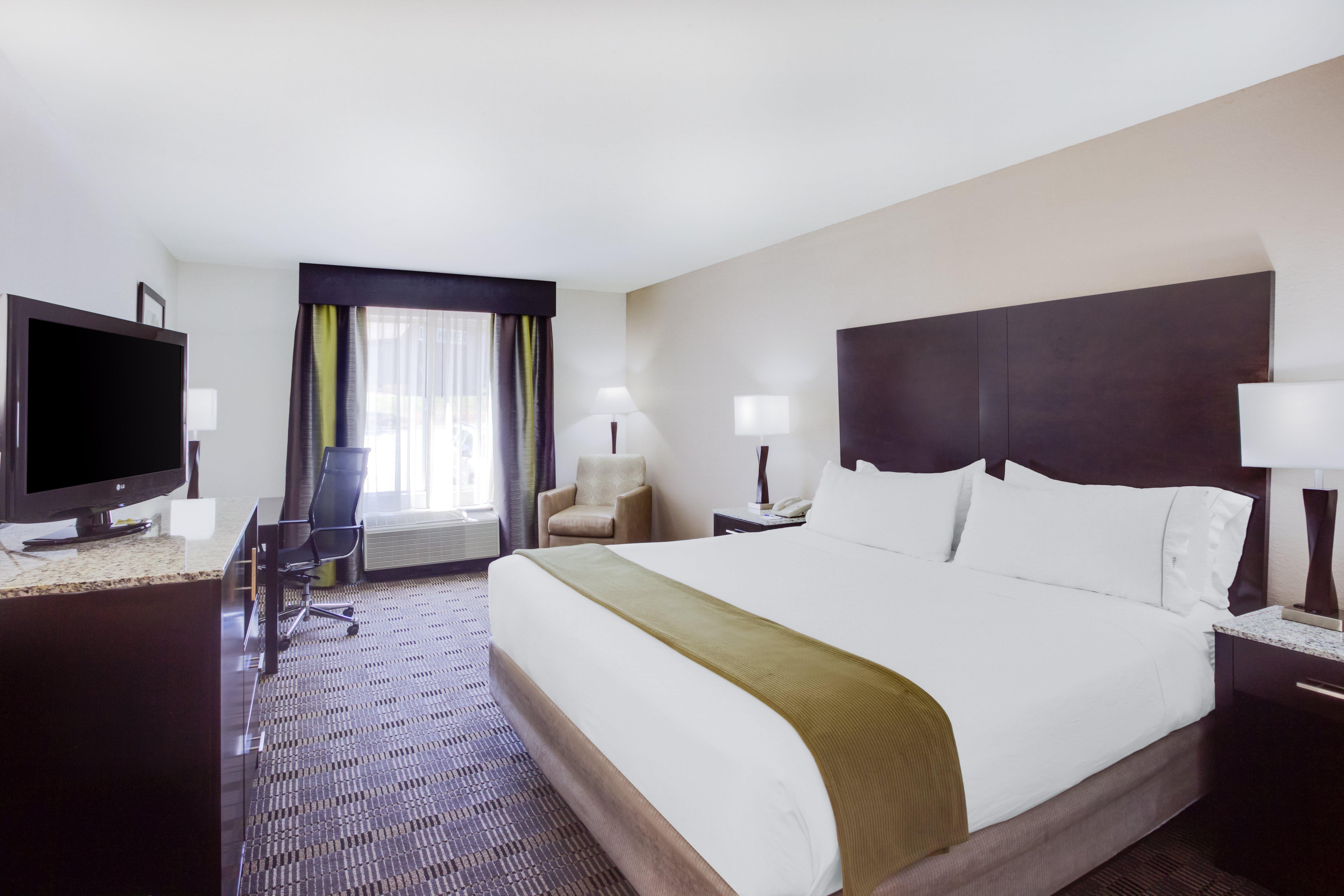 Holiday Inn Express Hotel & Suites Mebane By Ihg Buitenkant foto